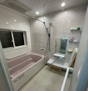 柏市◆電気から温水式の浴室暖房乾燥機へ変えてあたたかお風呂へリフォームしました