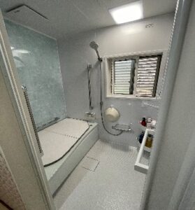柏市◆老朽化が進む浴室の配管入れ替えをしながらリフォーム